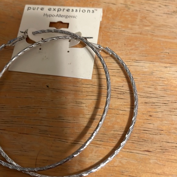 Large silver tone hoop pierced earrings, new on card, Pure Expressions - Picture 5 of 8